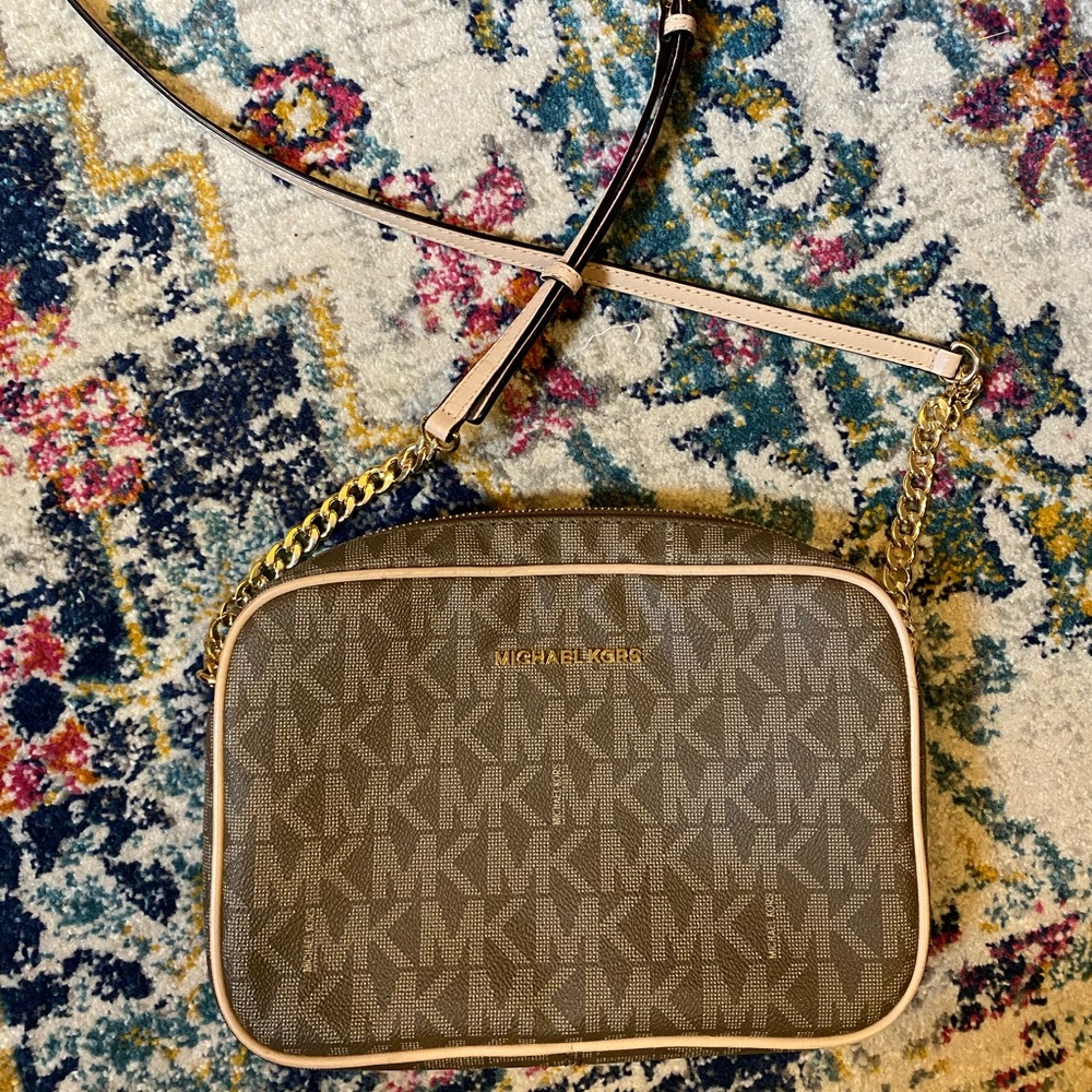 Michael Kors classic logo crossbody